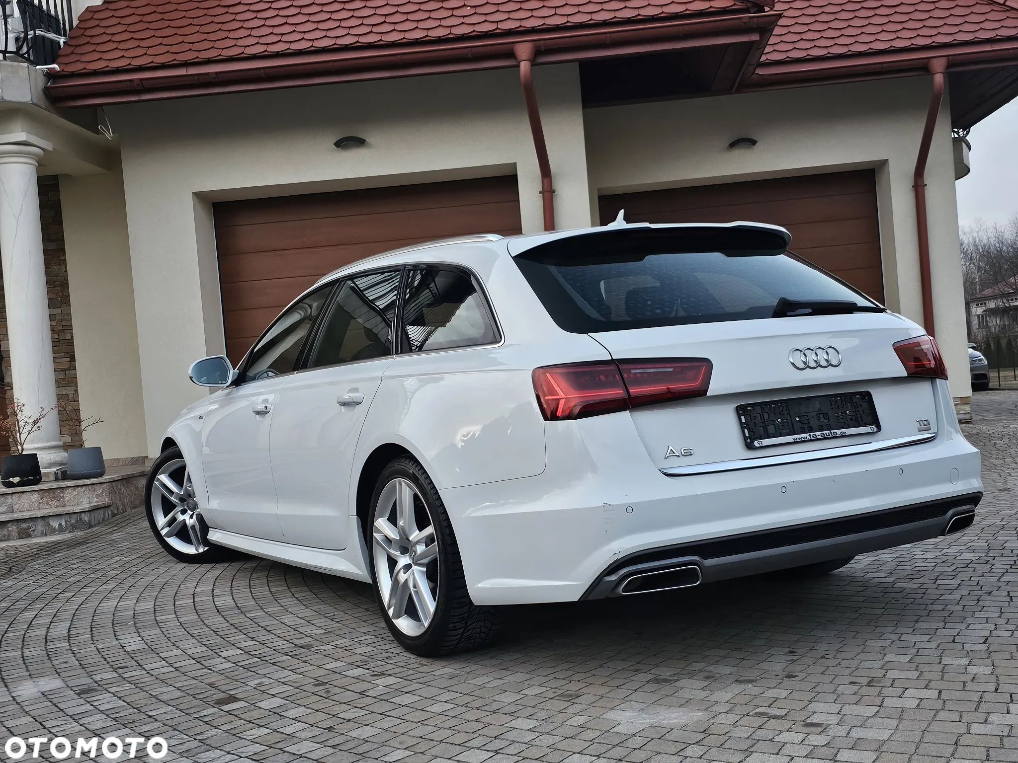 Audi A6 Avant 2.0 TDI Ultra S tronic - 29