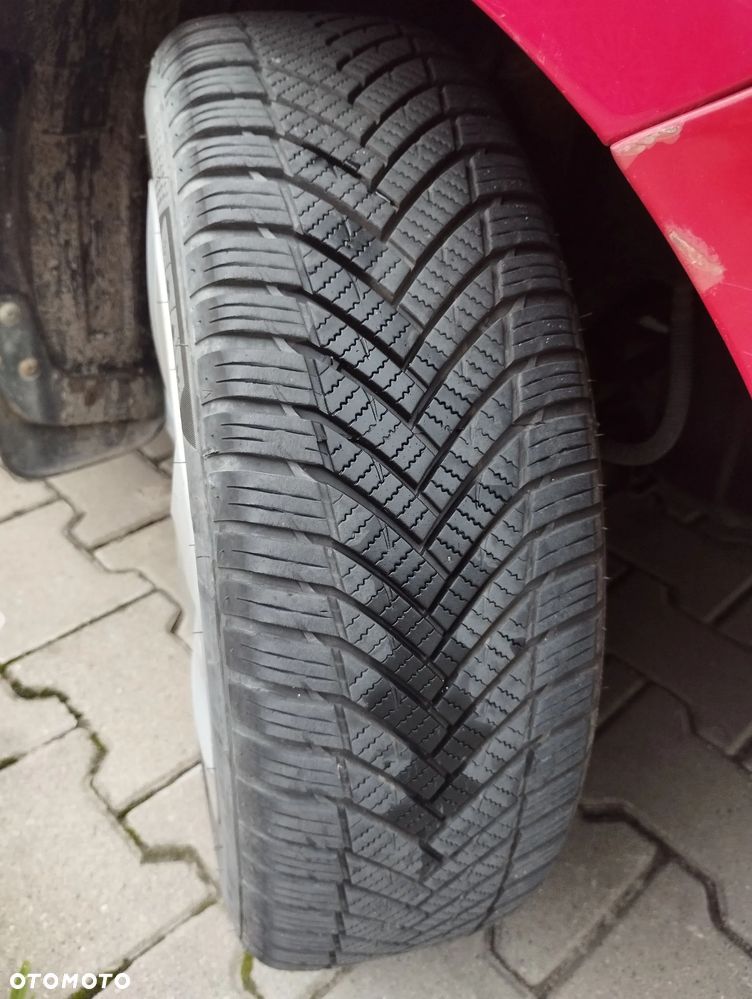 Hyundai i10 1.1 Classic - 11