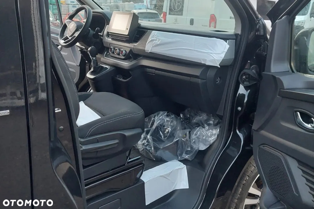 Renault Trafic SpaceClass 2.0 dCi EDC - 9
