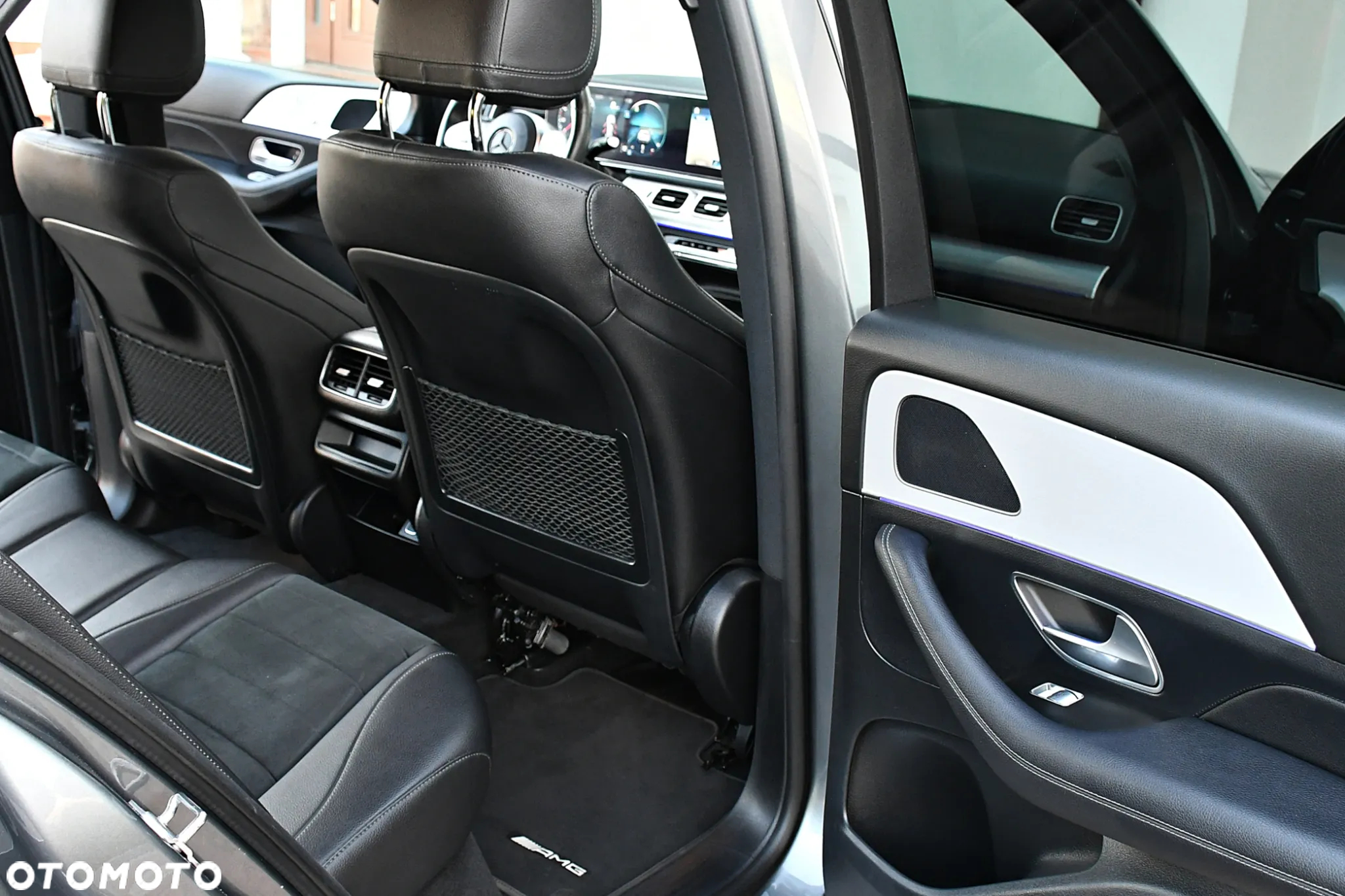 Mercedes-Benz GLE 300 d 4-Matic - 22