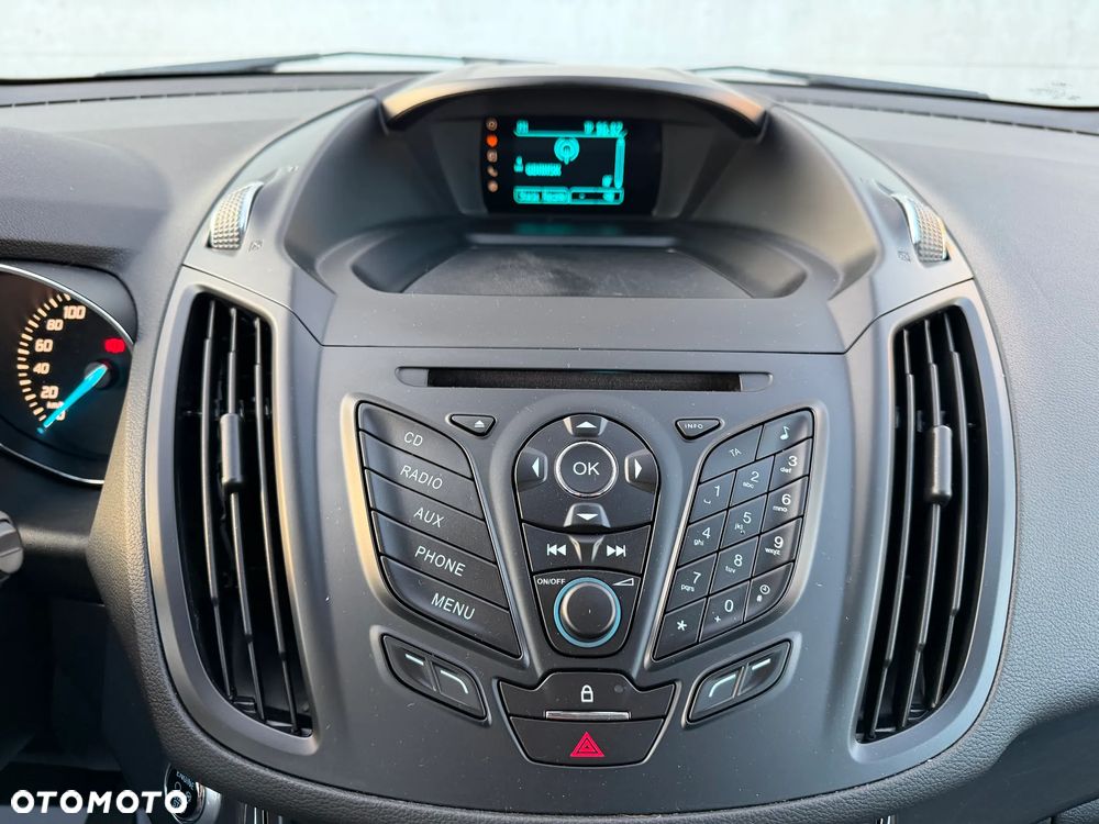 Ford Kuga 1.6 EcoBoost 2x4 Titanium - 13