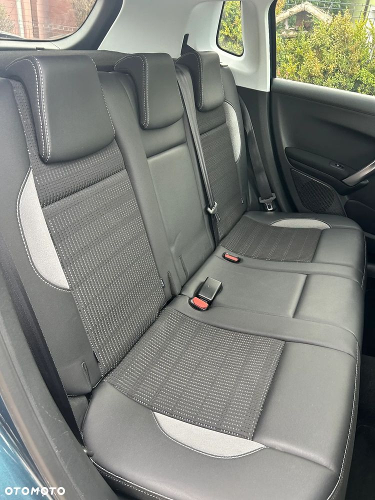 Peugeot 2008 BlueHDi 100 STOP & START Allure - 14