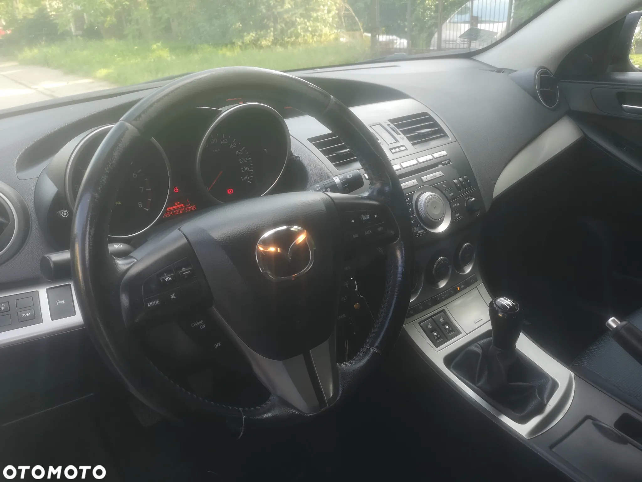 Mazda 3 - 8
