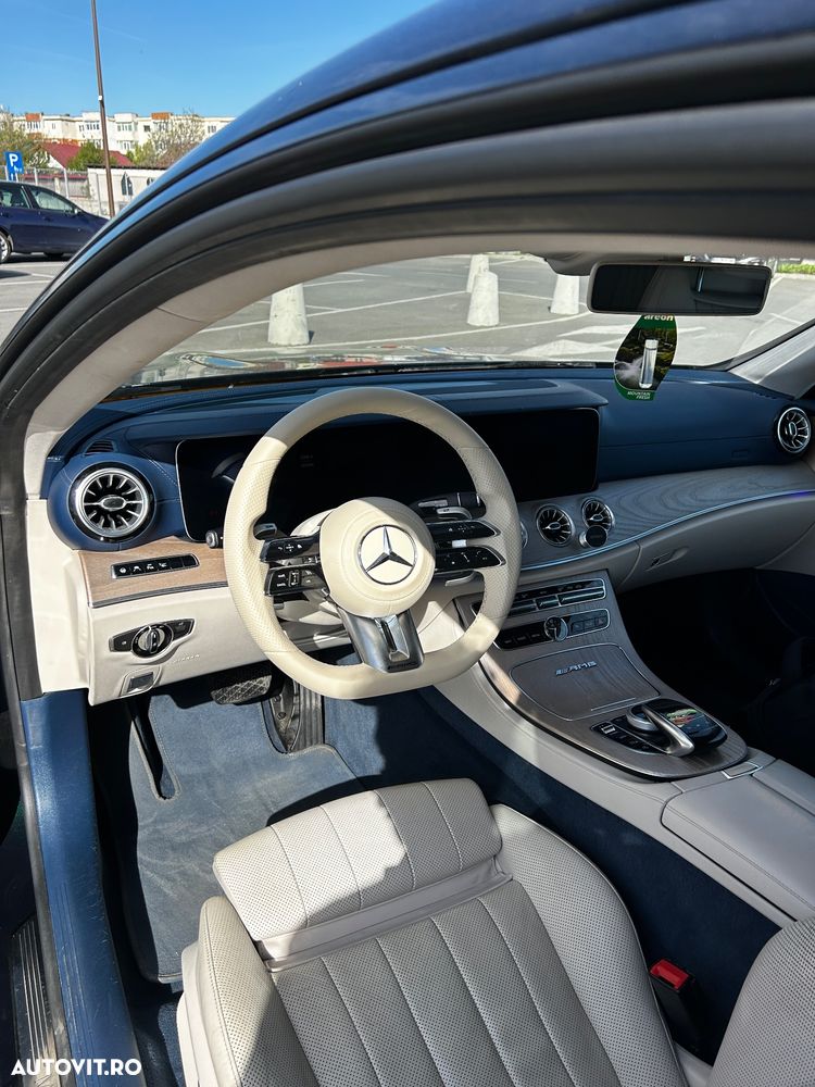 Mercedes-Benz E 400 4MATIC - 6