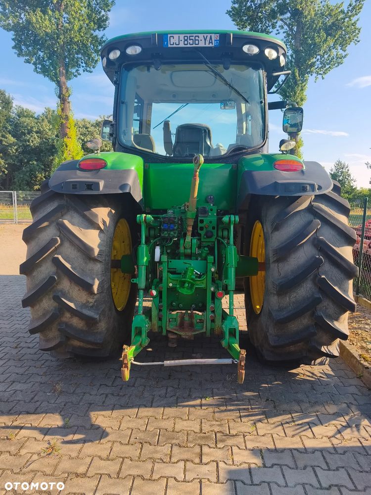 John Deere 7200R - 8