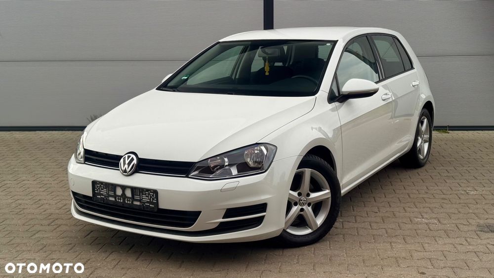 Volkswagen Golf 1.6 TDI BlueMotion Comfortline - 17