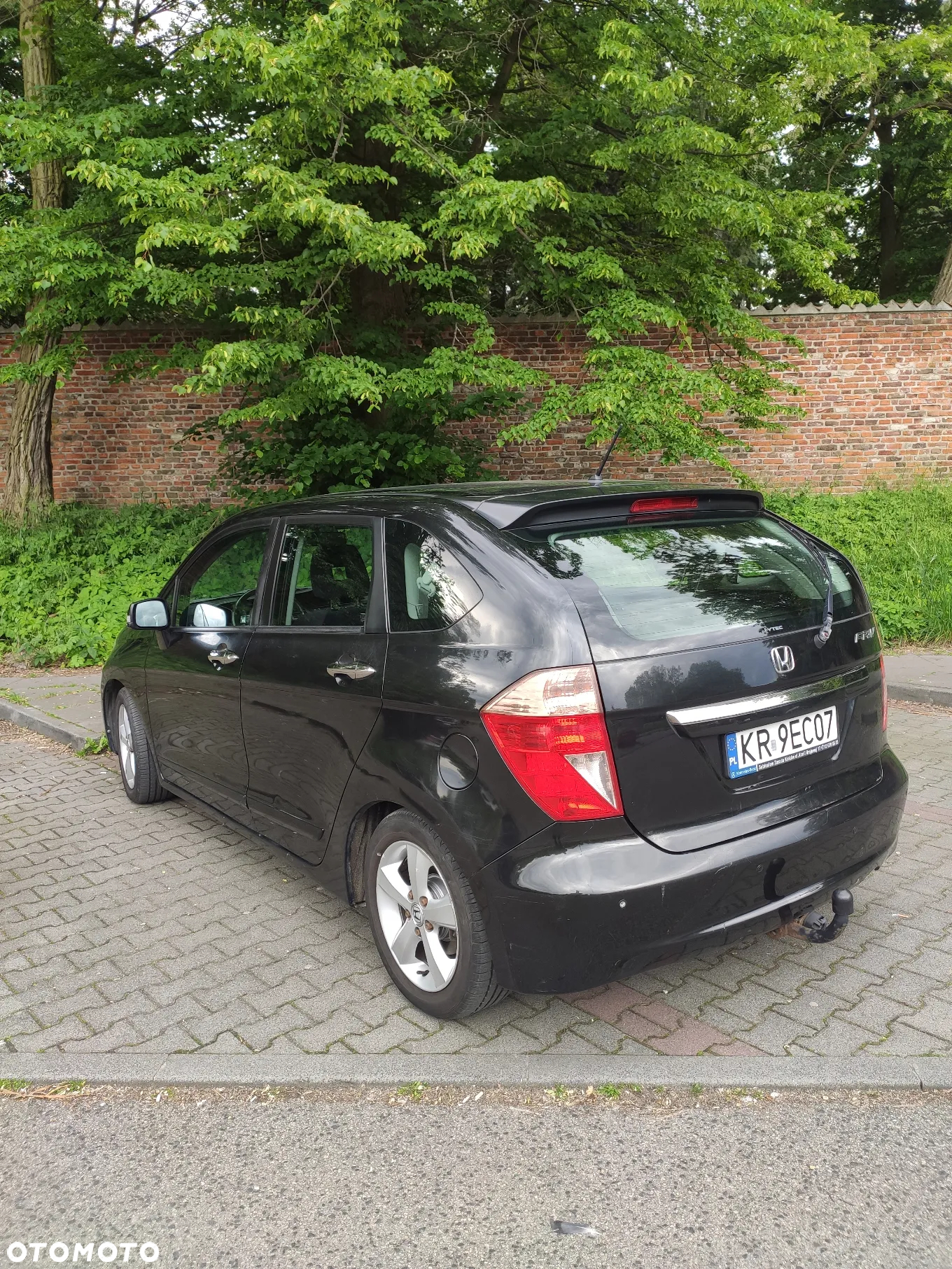 Honda FR-V - 4