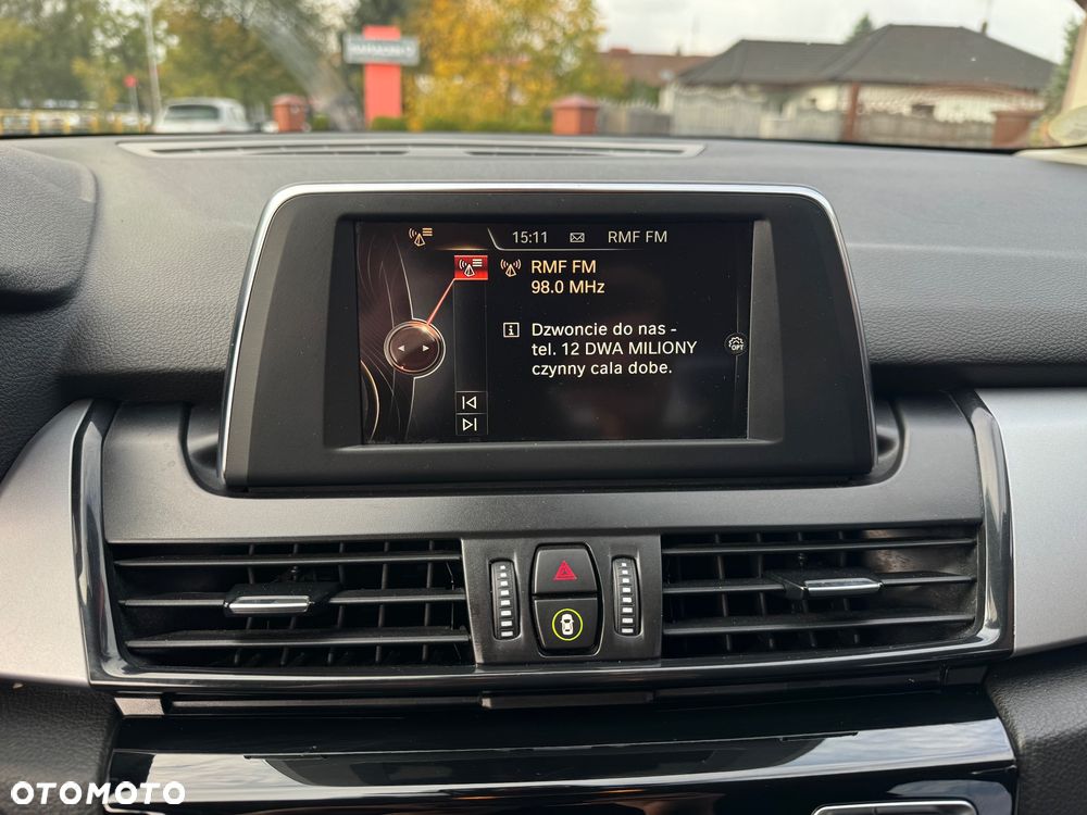 BMW Seria 2 218d xDrive - 14