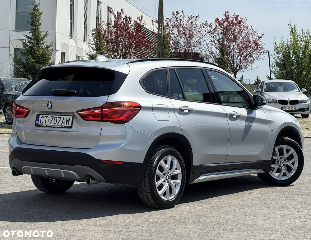 BMW X1 sDrive18d Sport Line sport - 8