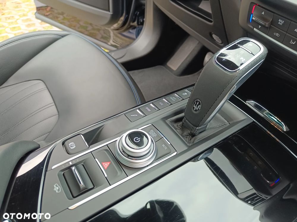 Maserati Levante MHEV GT - 17