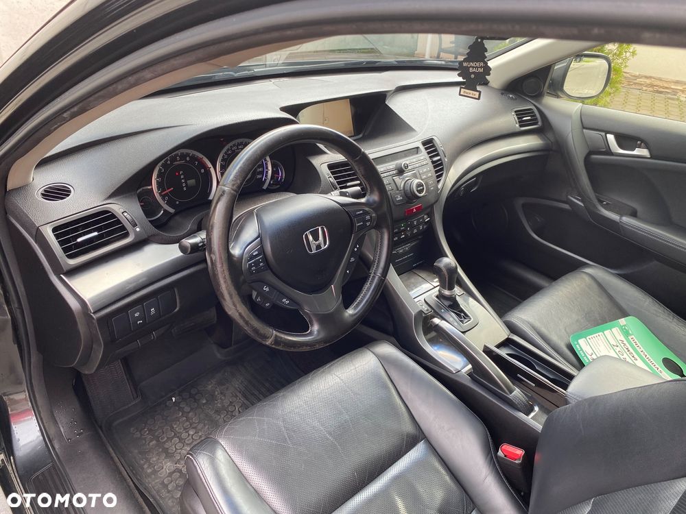 Honda Accord 2.0 Executive - 9