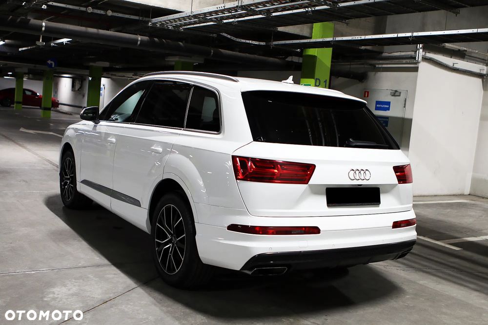 Audi Q7 - 7