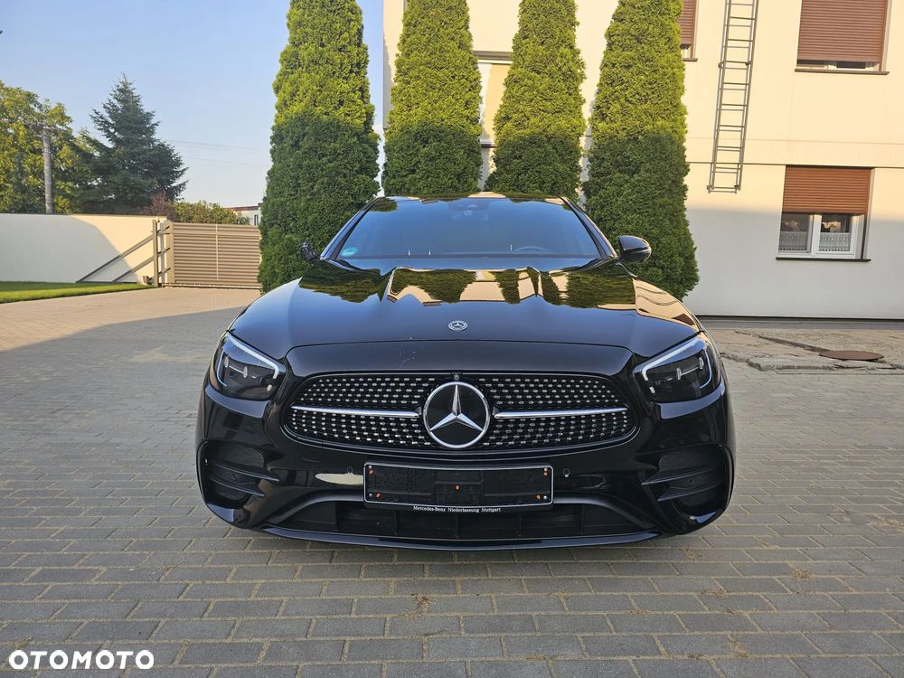 Mercedes-Benz Klasa E 300 9G-TRONIC AMG Line - 4