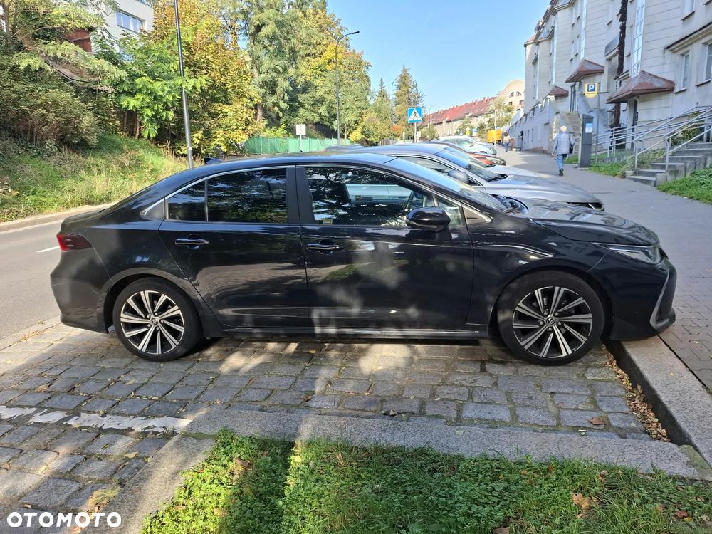 Toyota Corolla - 8