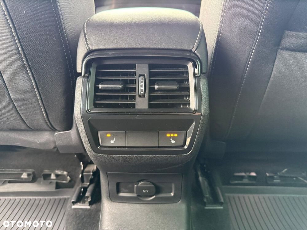 Skoda Karoq 2.0 TSI 4x4 Sportline DSG - 41