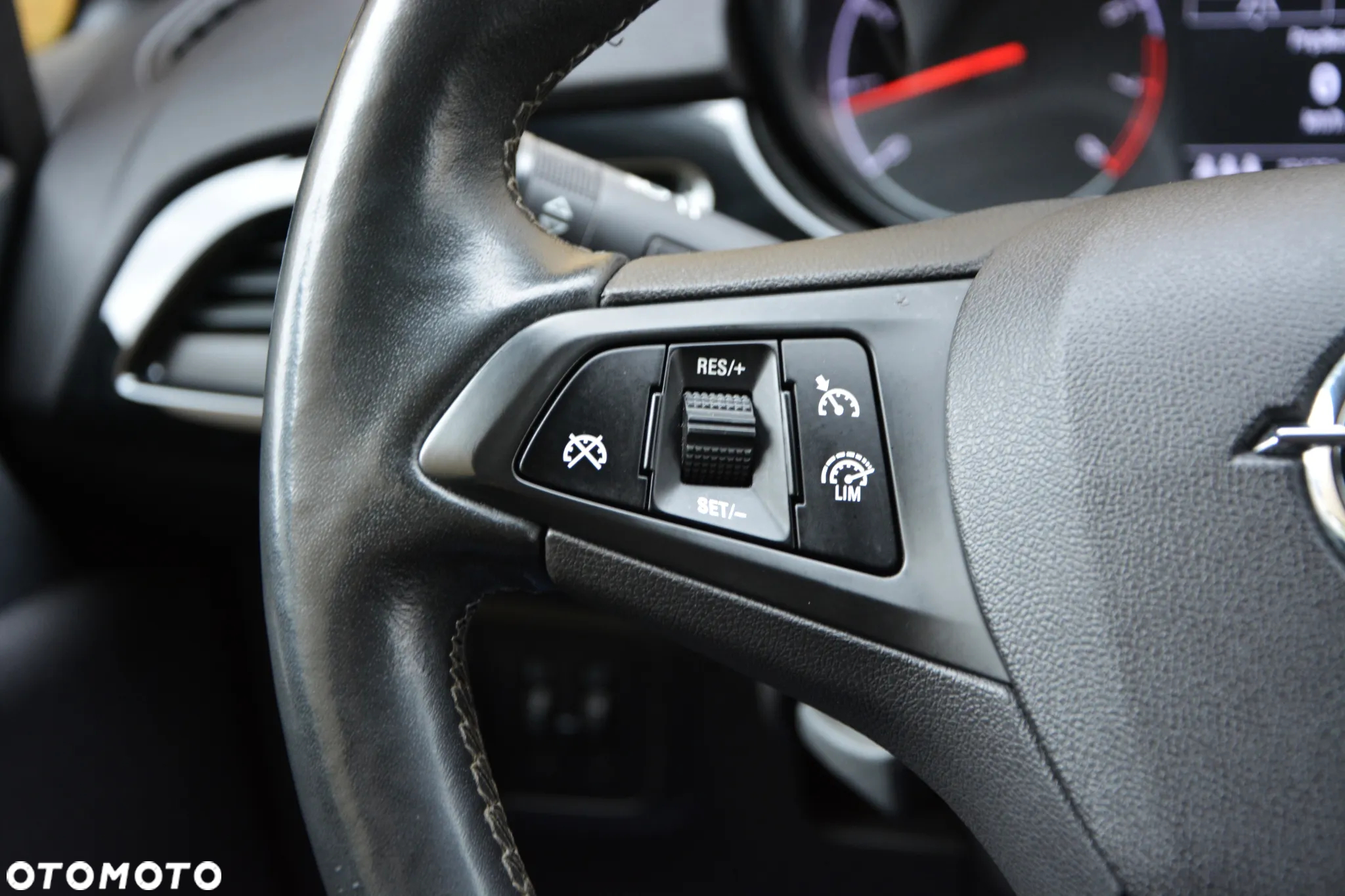 Opel Corsa 1.4 Turbo (ecoFLEX) Start/Stop Innovation - 13