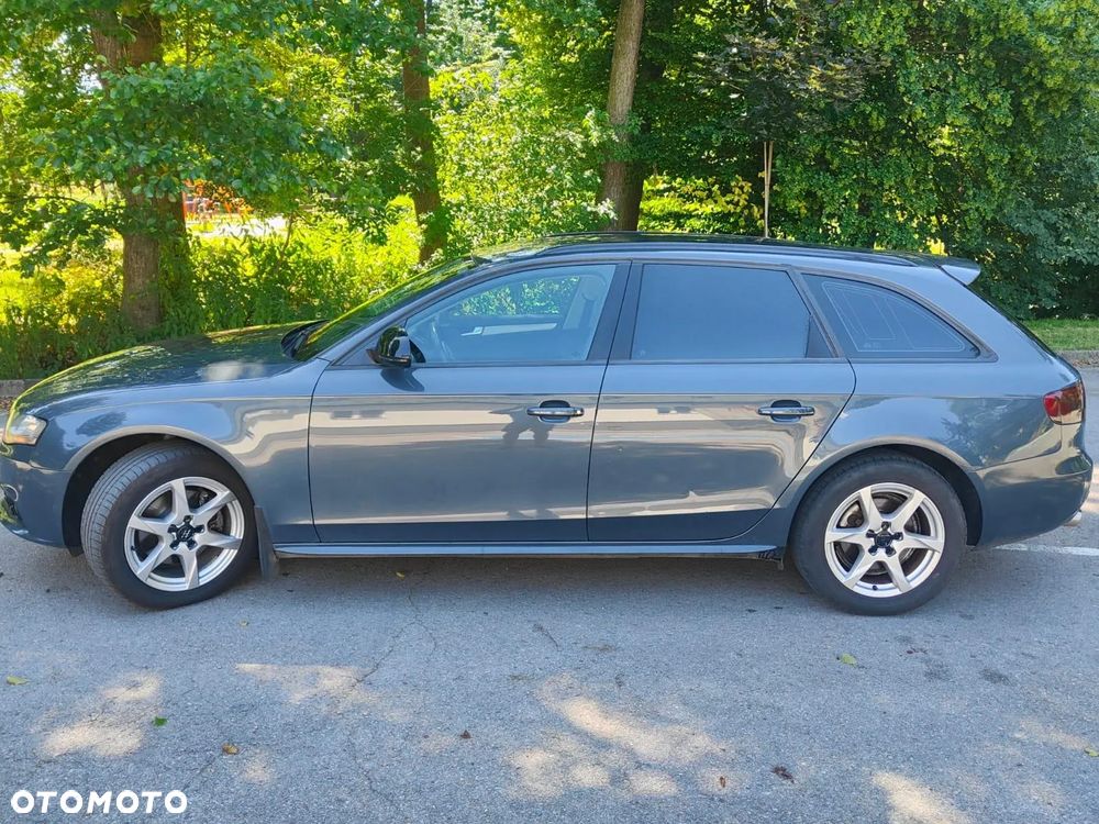 Audi A4 Avant - 23