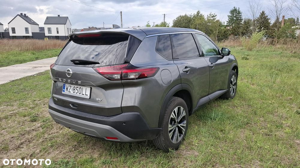 Nissan Rogue - 1