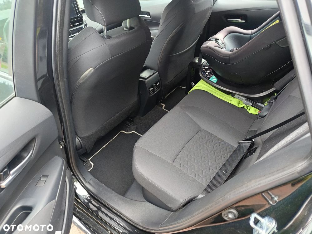 Toyota Corolla 2.0 Hybrid Comfort - 13