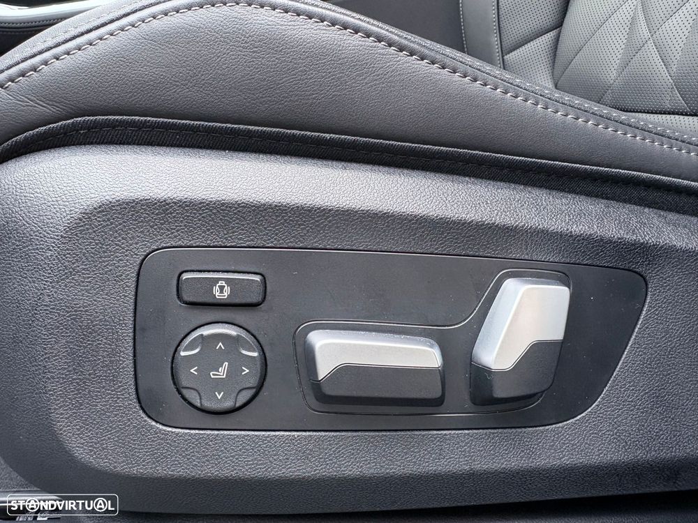 BMW X5 50 e xDrive Pack M Desportivo Pro - 38