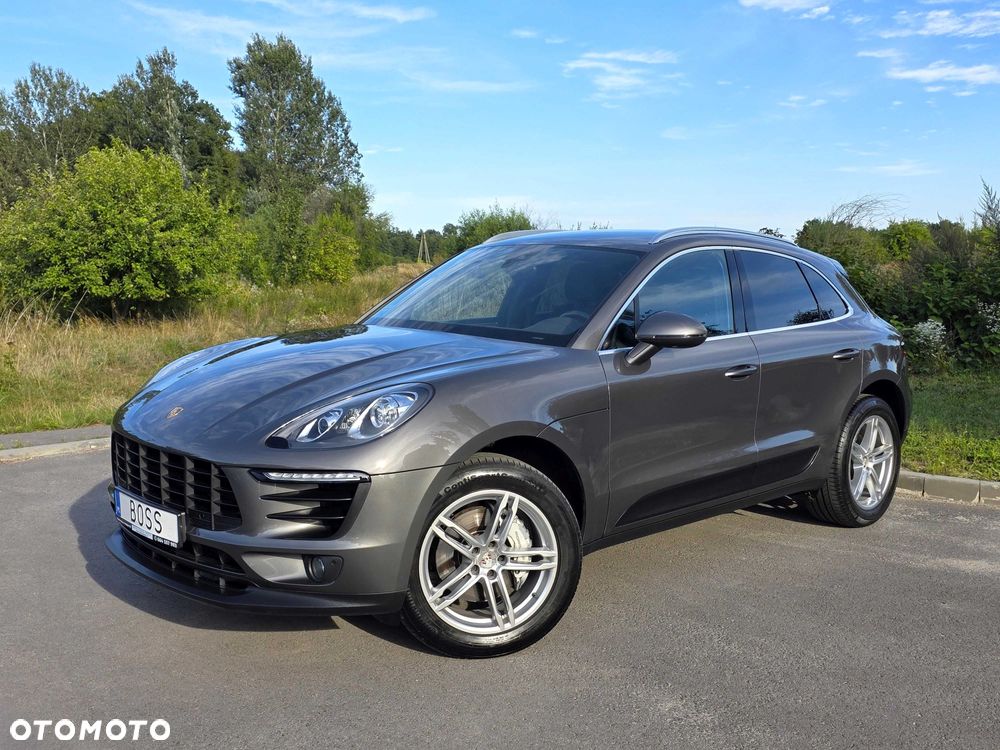 Porsche Macan - 1