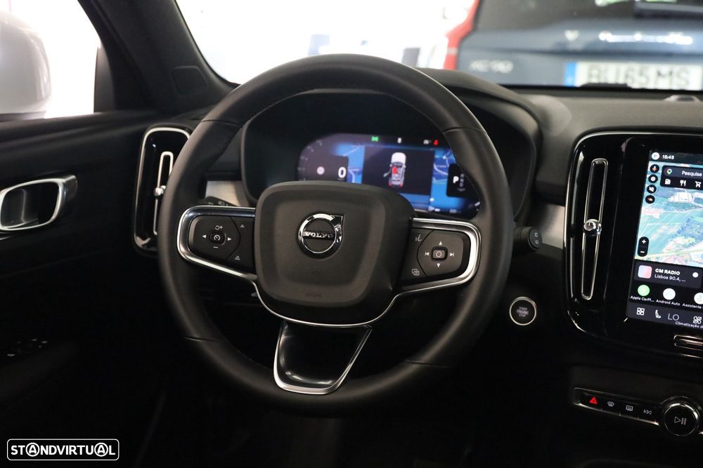 Volvo XC 40 2.0 B3 Core - 17