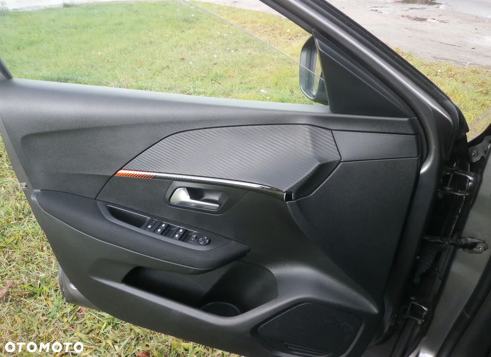 Peugeot 208 PureTech 75 Allure - 8