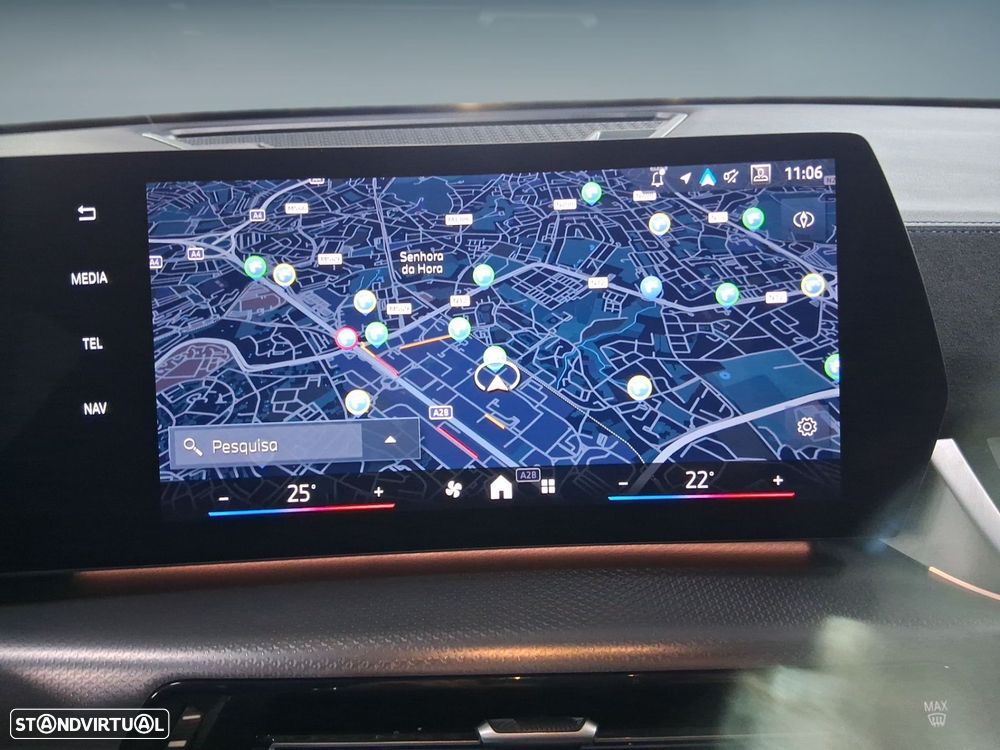 BMW iX2 eDrive20 Pack Desportivo M - 25