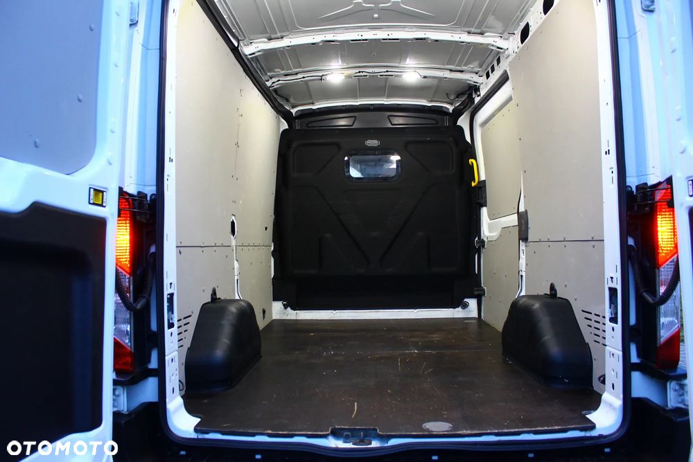 Ford TRANSIT  2.0 TDCI 130KM L2H2 BLASZAK 3 OSOBOWY - 30