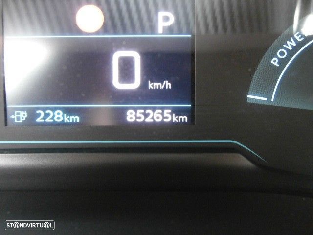 Peugeot e-208 50 kWh Allure - 25