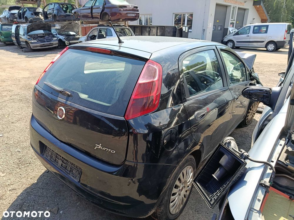 Fiat Punto 1.4b 2009r NA CZĘŚCI - 2