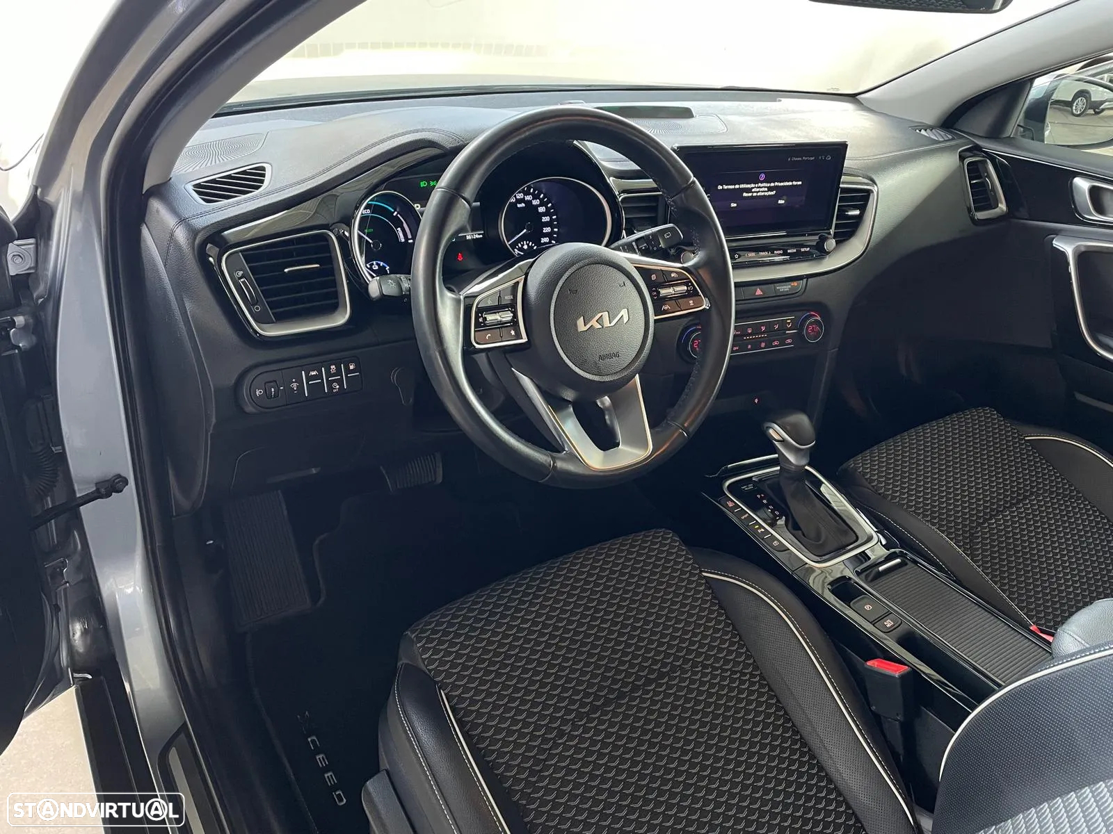 Kia XCeed 1.6 GDi PHEV First Edition - 10