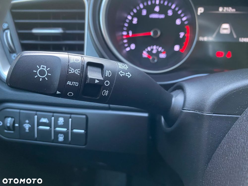 Kia Ceed 1.5 T-GDI M DCT - 19