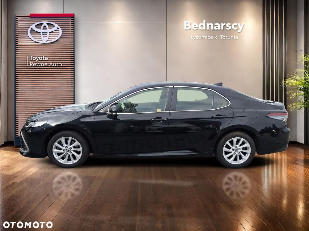 Toyota Camry 2.5 Hybrid Comfort CVT - 2