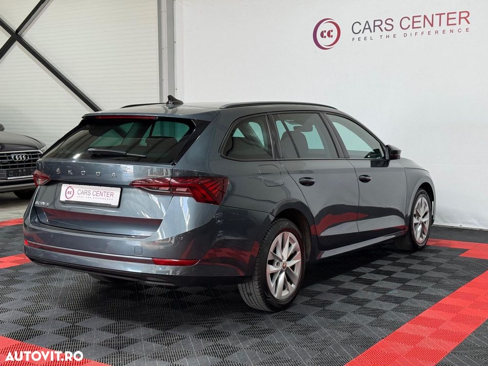 Skoda Octavia 2.0 TDI DSG Sportline - 4
