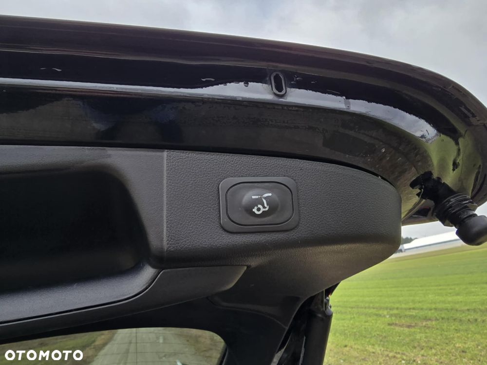 Ford Focus SW 2.0 EcoBlue Titanium - 24