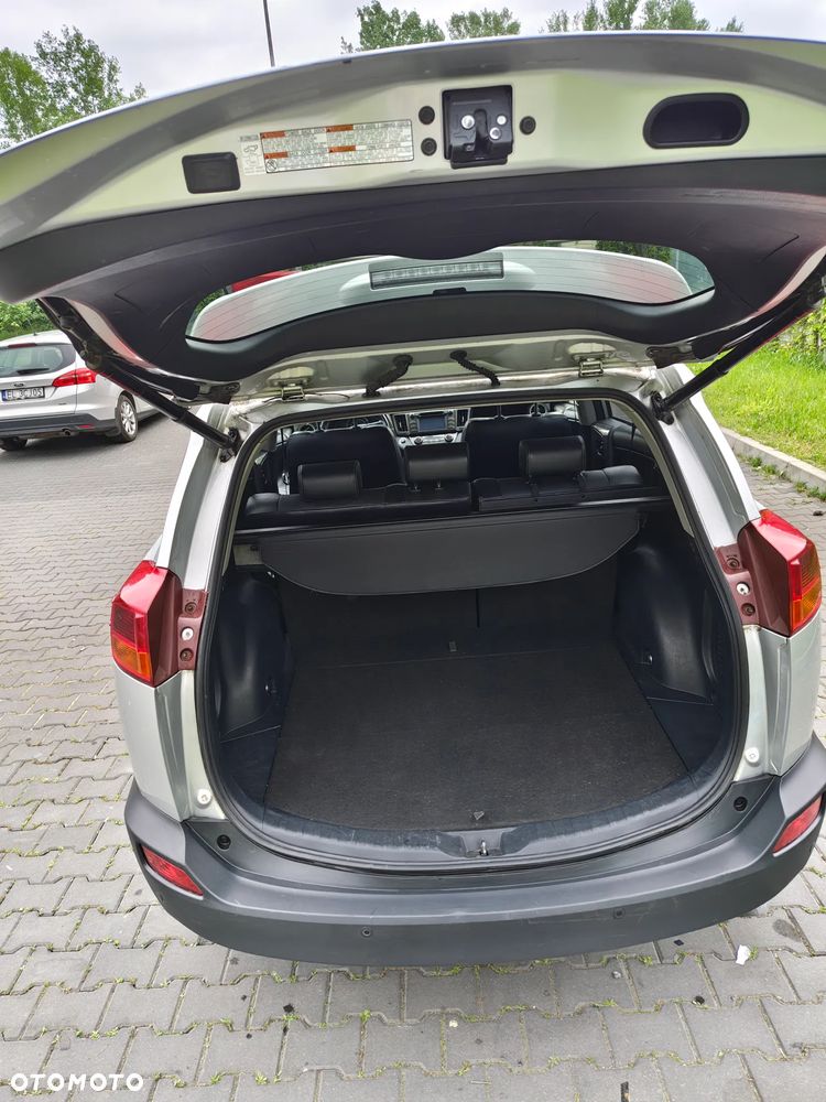 Toyota RAV4 - 4