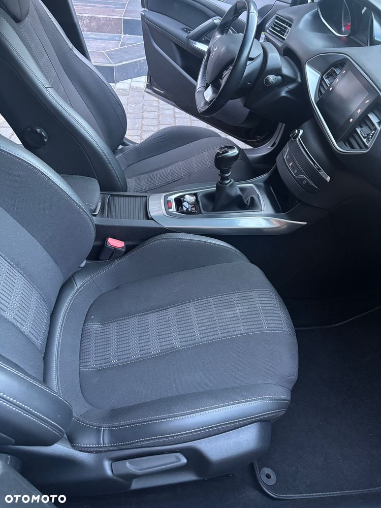 Peugeot 308 1.5 BlueHDi Allure Pack S&S - 5
