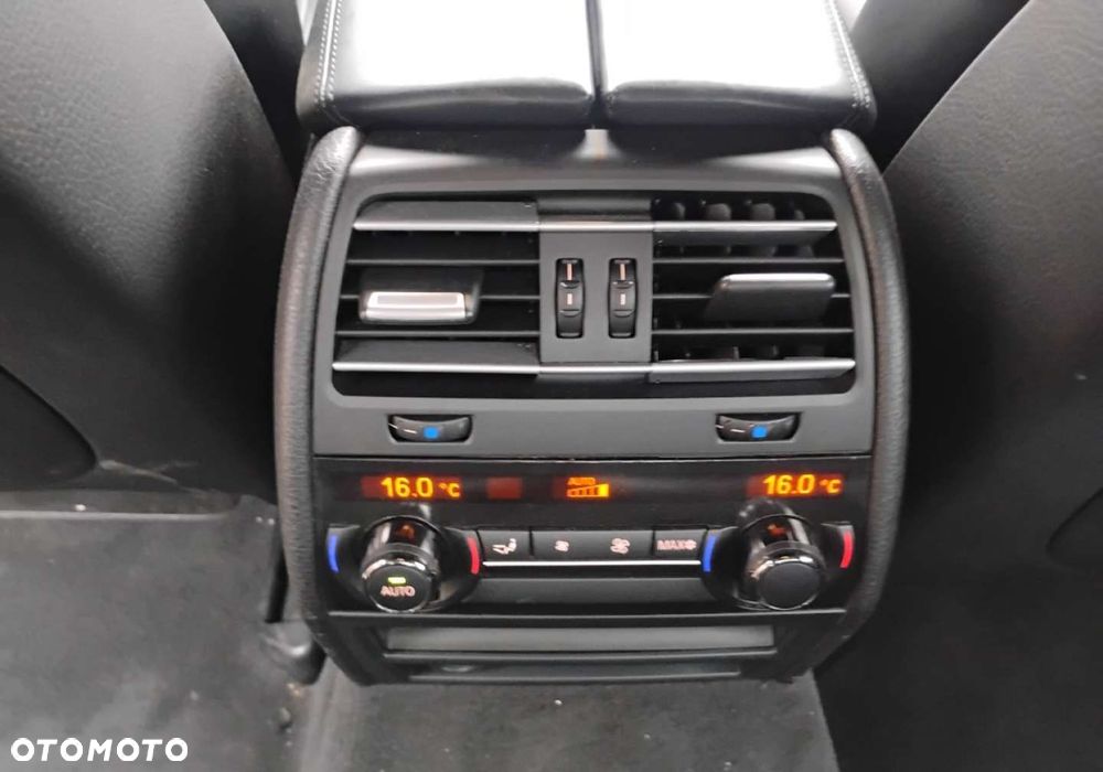 BMW Seria 7 - 11