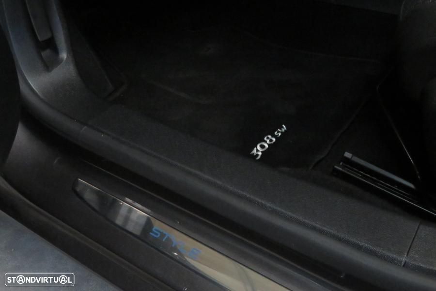 Peugeot 308 SW 1.5 BlueHDi Style - 27