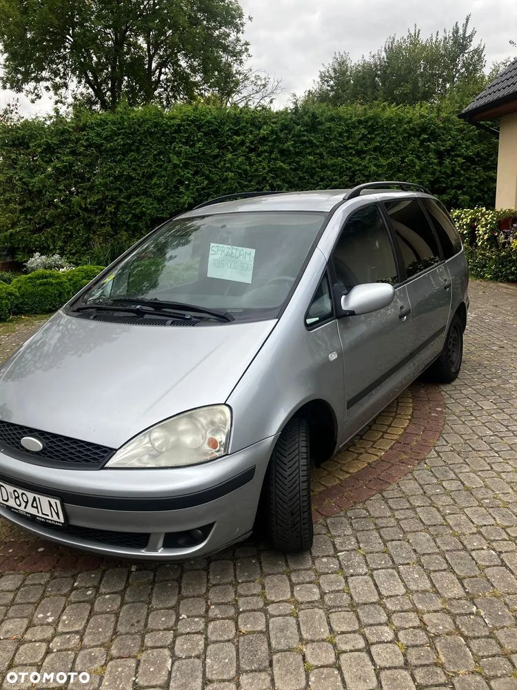 Ford Galaxy - 1