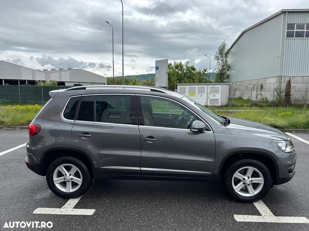 Volkswagen Tiguan 2.0 TDI DPF 4Motion BlueMotion Technology Sport & Style - 8