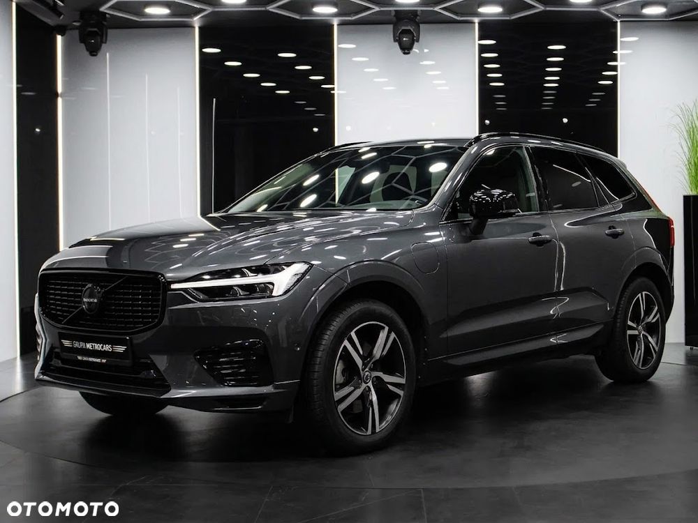 Volvo XC 60 T6 Plug-In Hybrid AWD R-Design - 2