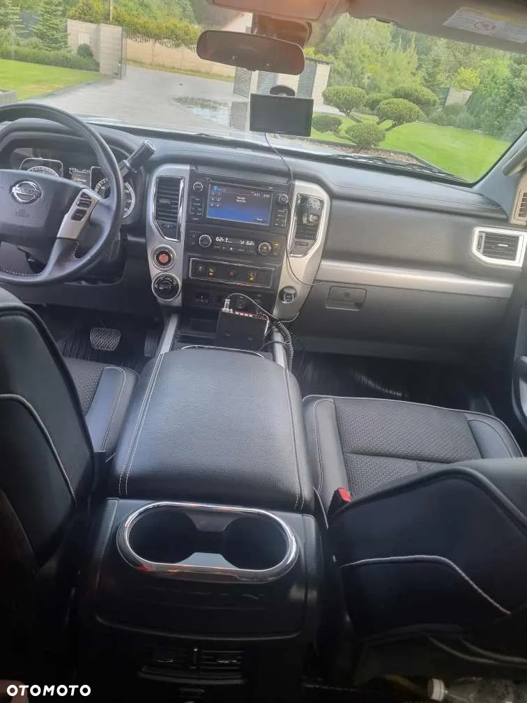 Nissan Titan - 16