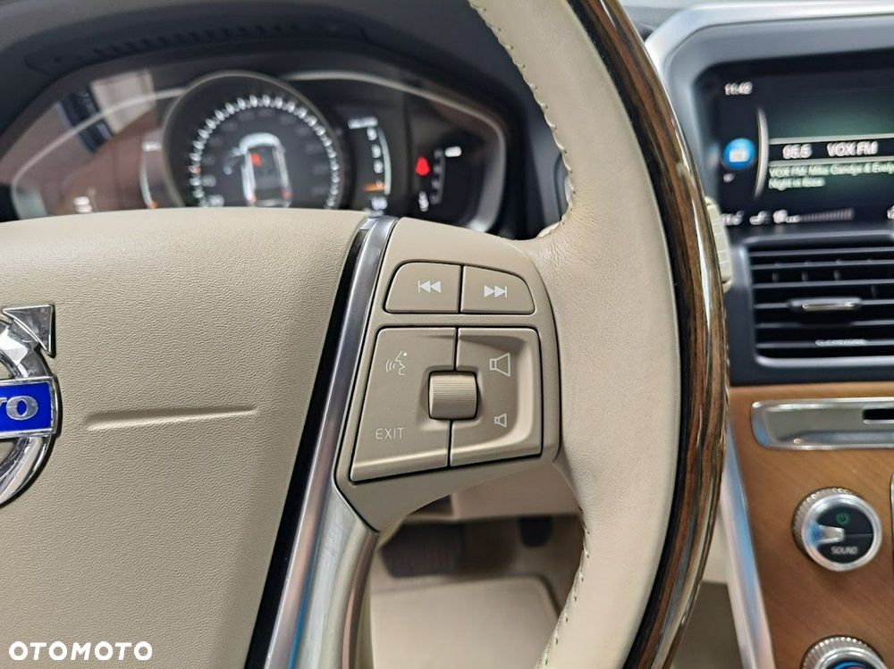 Volvo XC 60 D3 Geartronic Summum - 27