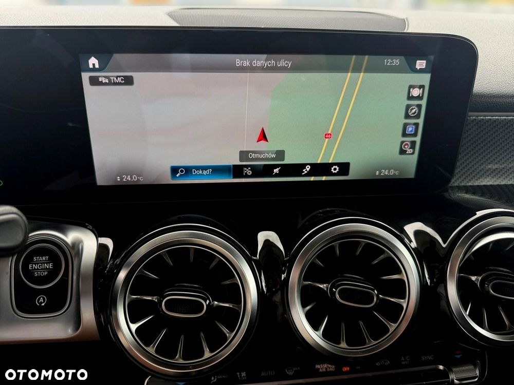 Mercedes-Benz GLB - 21