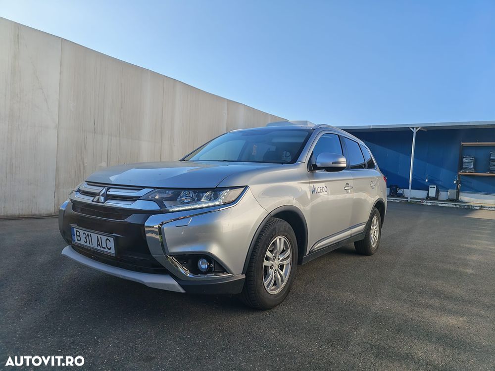 Mitsubishi Outlander 2.2 Litre DI-D AWD Intense Aut. - 1