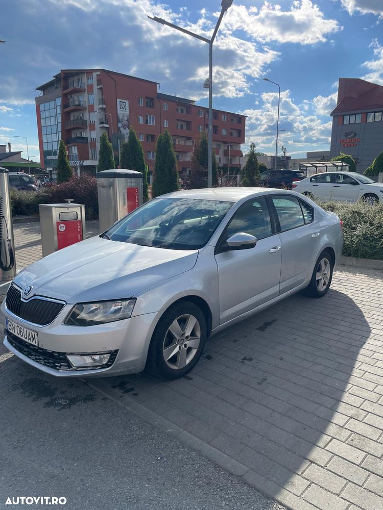 Skoda Octavia 1.6 TDI Active - 5