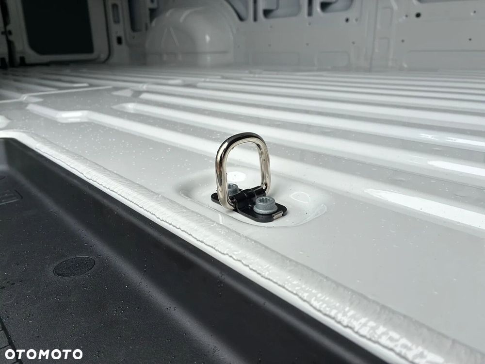 Volkswagen Crafter 35 Furgon L4H3, 2.0BiTDI 177KM, Wysoki dach, r. o. 4490mm - 39