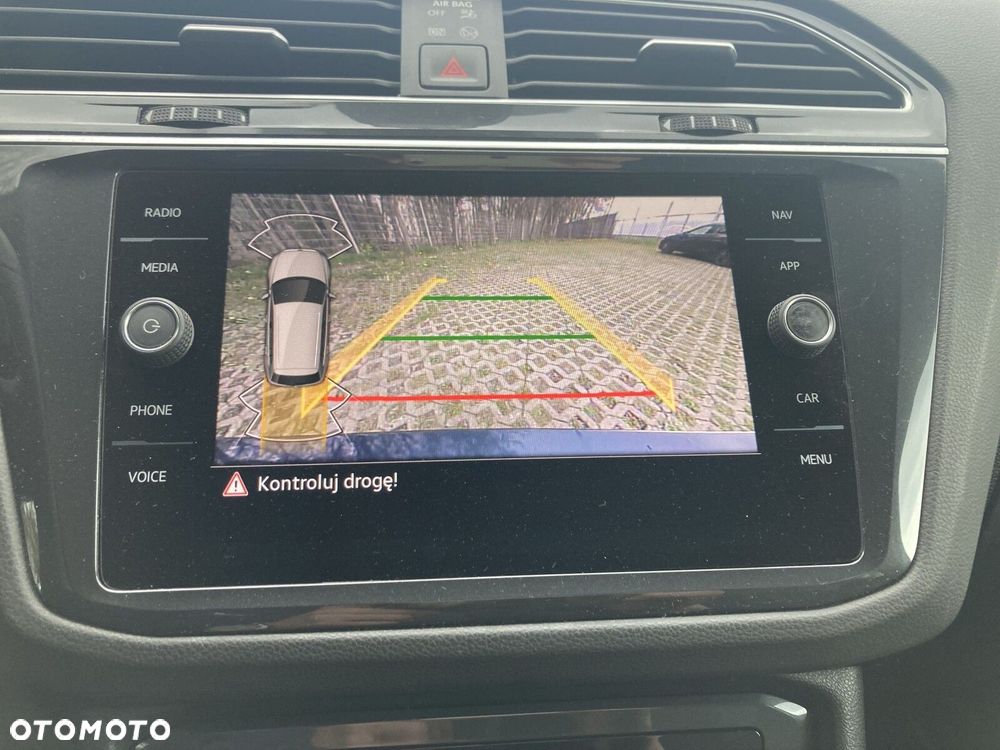 Volkswagen Tiguan 2.0 TDI SCR 4Mot R-Line DSG - 24
